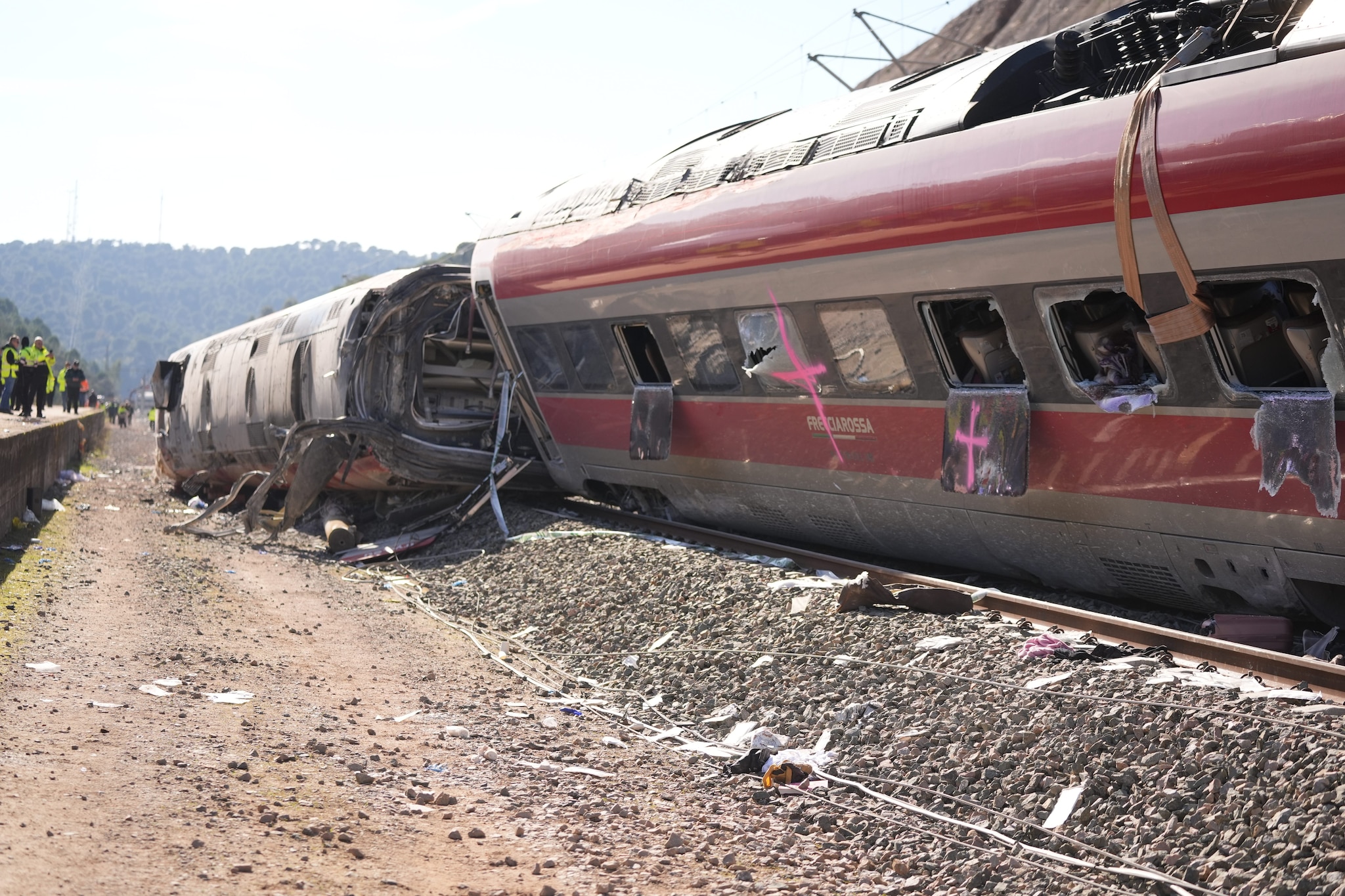 "Fermate il traffico": la telefonata del macchinista poco prima del disastro ferroviario in Andalusia