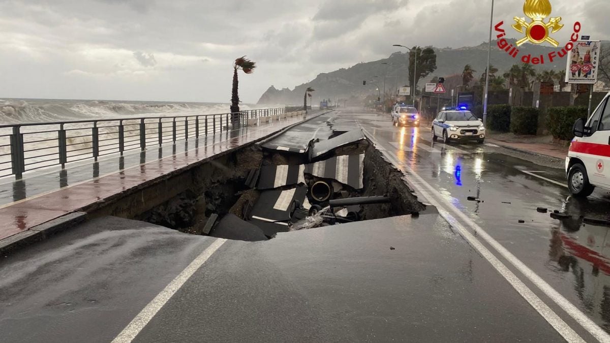 Ciclone Harry, allerta rossa prevista anche domani in Sicilia ...