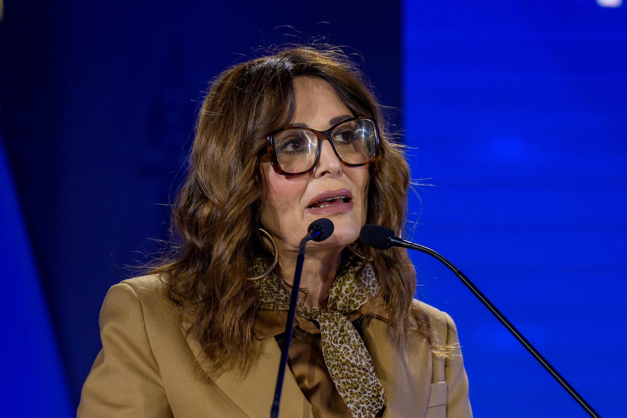 La ministra Santanché contestata al forum sul Turismo: "Sei una ladra, dimettiti!"