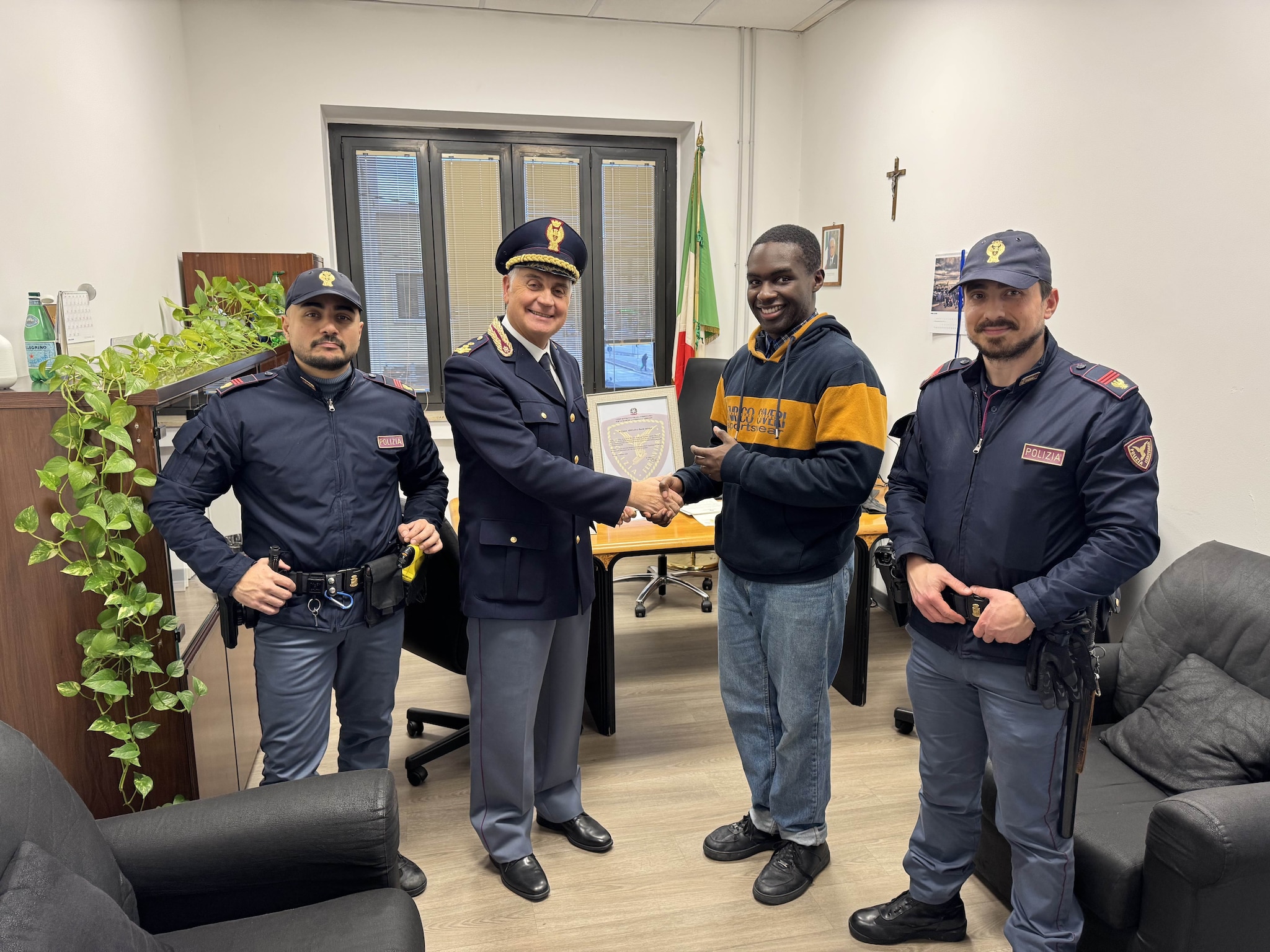 David, il pugile che ha salvato una donna dal suicidio: "Sentivo la sua tristezza, l'ho ascoltata senza giudicare"