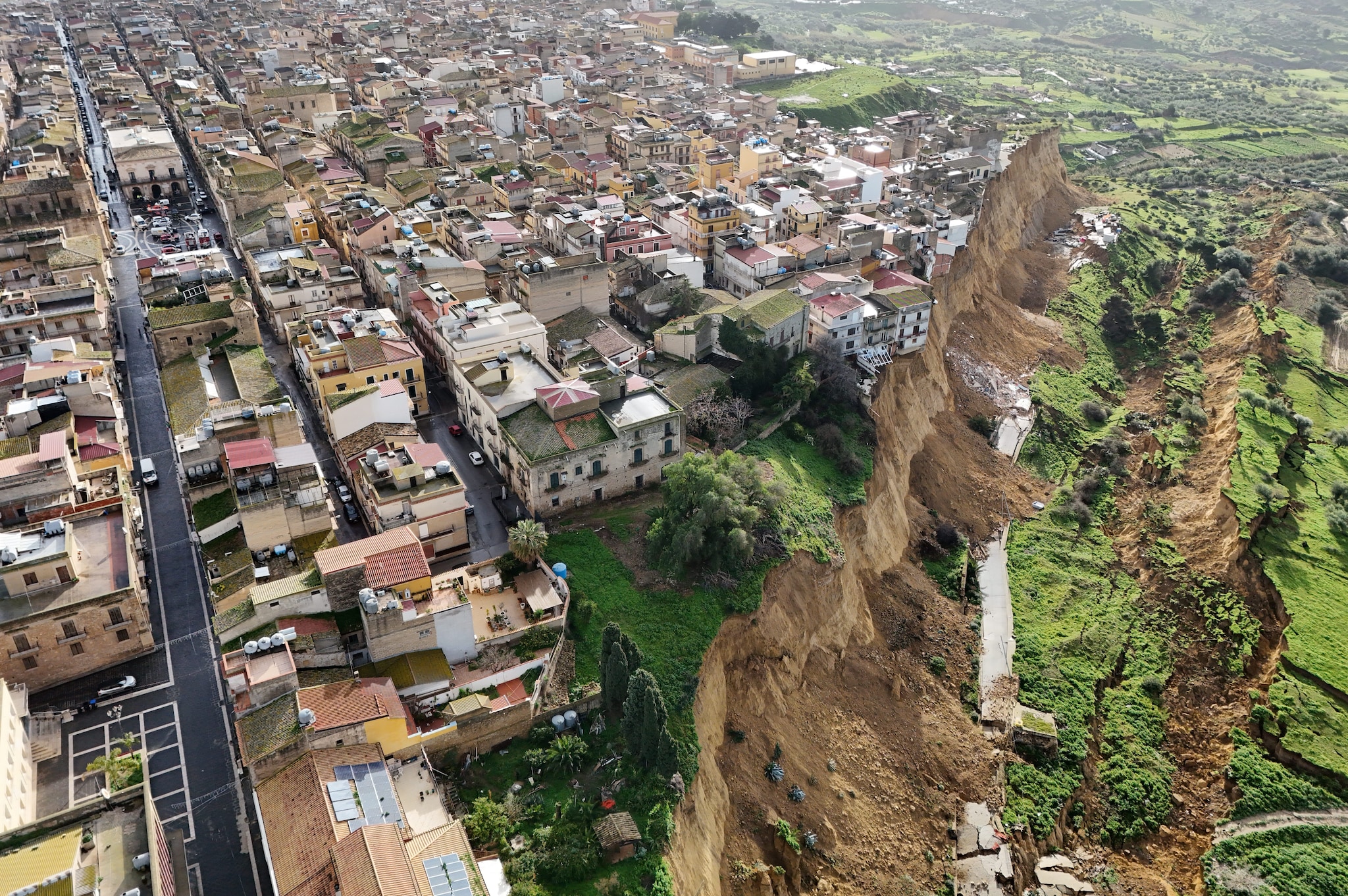 Sergio, sfollato a Niscemi: "La mia casa è franata e ho perso tutto. Rischiamo di rimanere un paese fantasma"