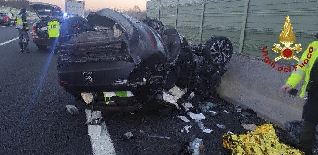 Auto urta un tir in A1 e si ribalta, morto un ragazzo: Mario aveva da poco compiuto 22 anni