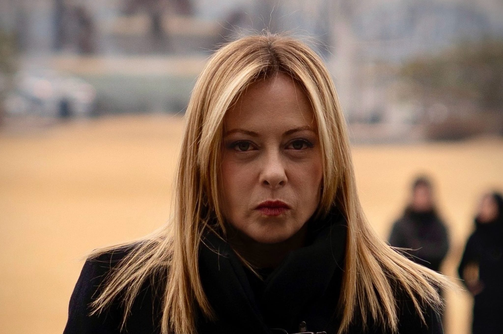 Sondaggi politici, chi vince tra centrodestra e opposizioni: FdI ancora sopra il 30%