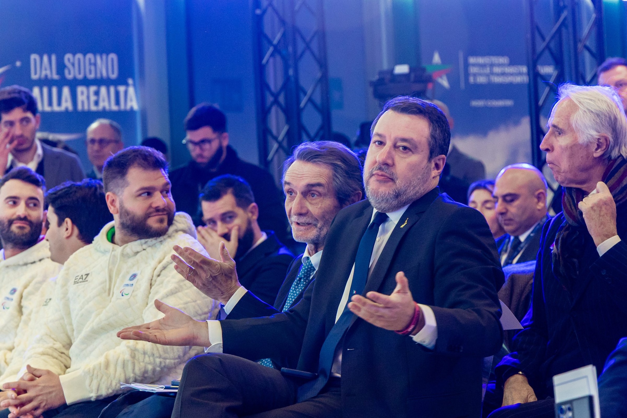 Agenti ICE in Italia, Governo cambia ancora versione, Salvini: "Solo 2 tecnici civili nelle sale operative"