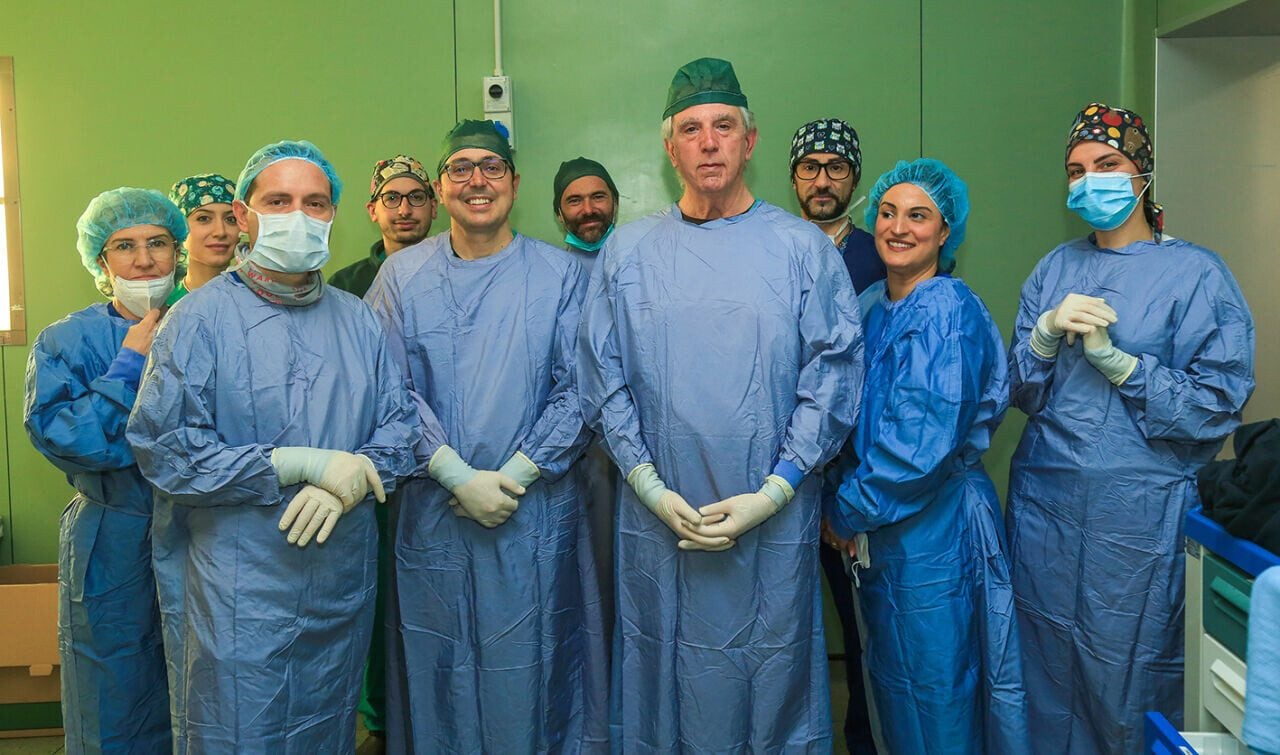 L’équipe che ha eseguito l’intervento.