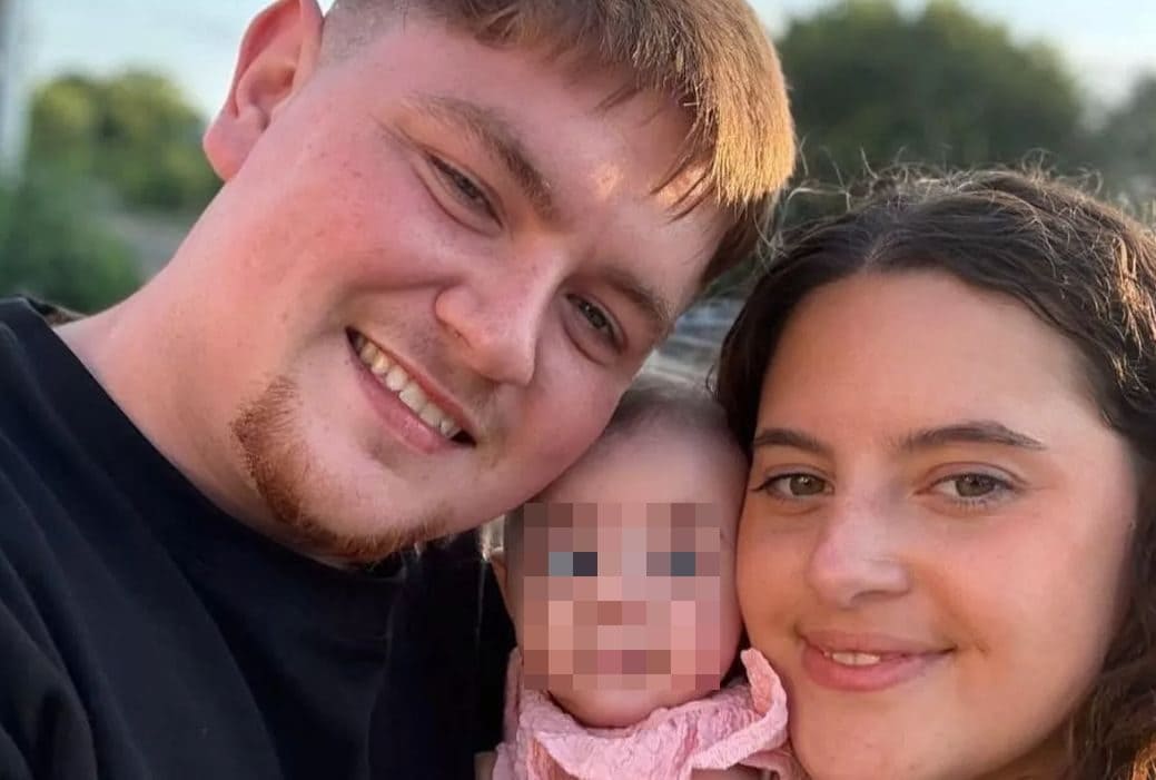 Pensava fosse appendicite, ma invece era incinta: 21enne va in ospedale e partorisce una bambina