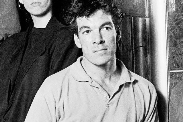 È morto Andrew "The Clobberer" Ranken, il batterista e fondatore dei Pogues aveva 72 anni