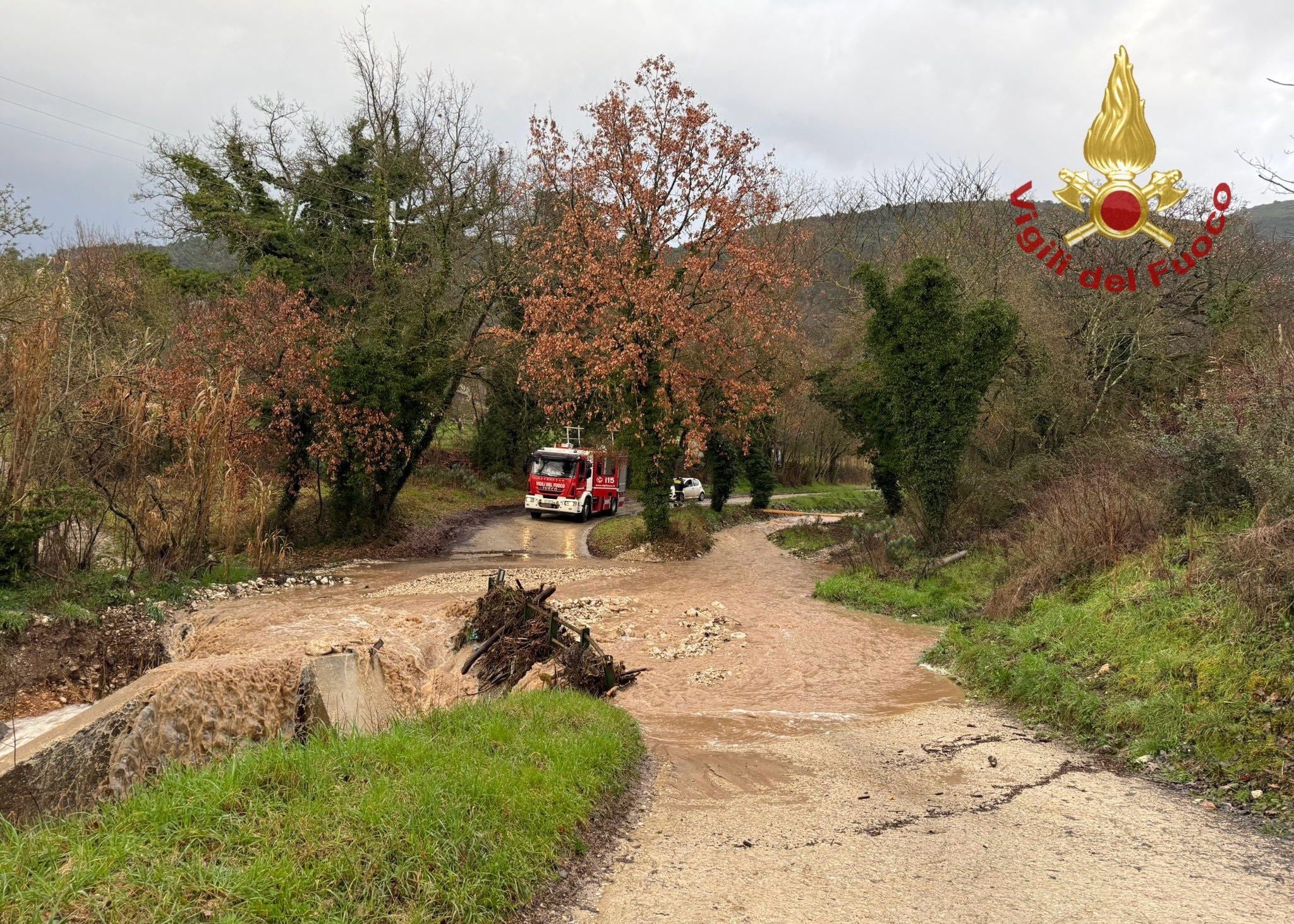 Maltempo, in Sicilia esonda il fiume Imera, allerta anche in Calabria, Umbria e Sardegna