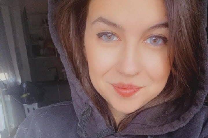 “Rifiutata al corso per autisti di bus perché mamma, hanno detto che non se la sentivano”: il racconto di Kimberly