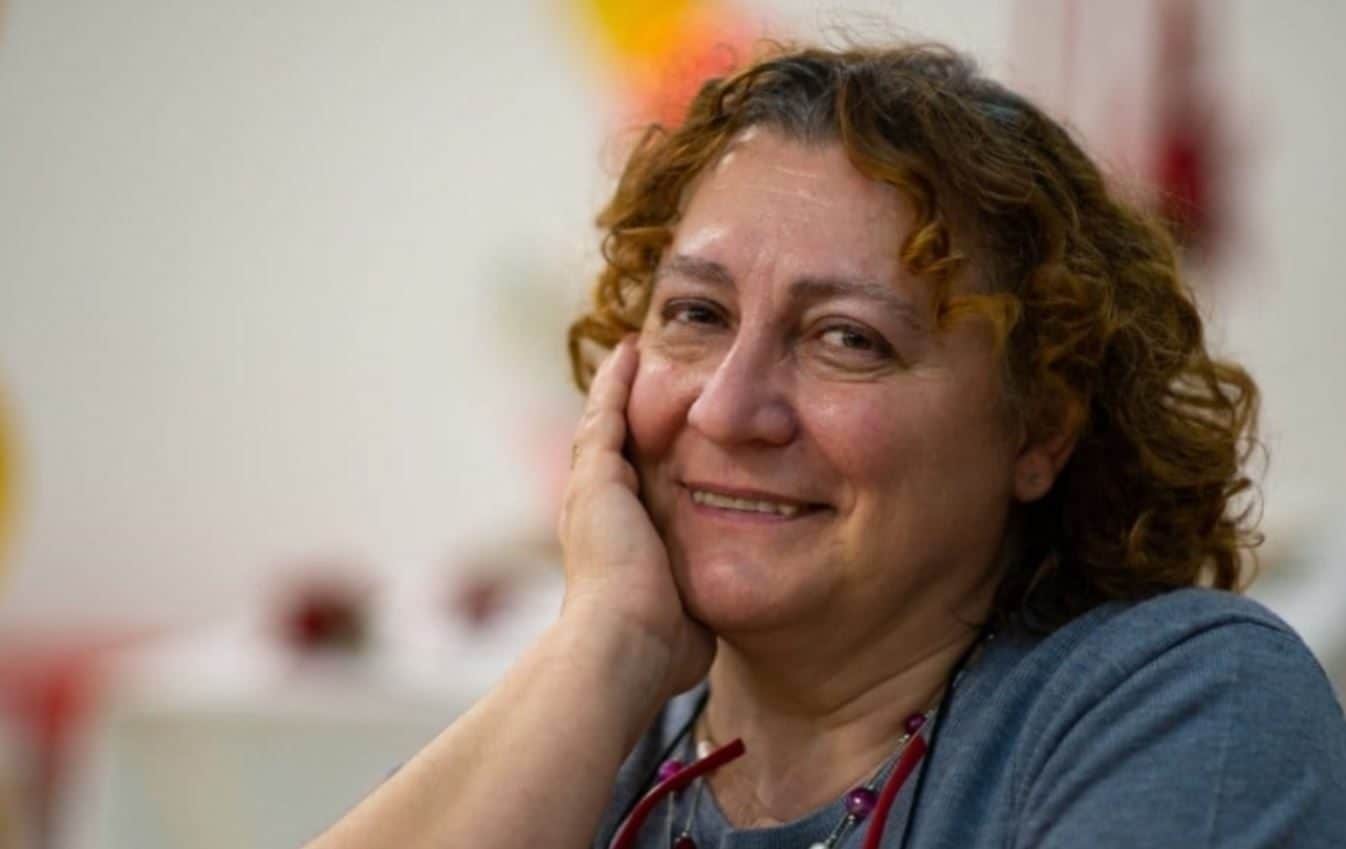 Famiglia nel bosco, parla la nuova maestra dei bimbi: "La madre ingombrante, chiede metodo steineriano”