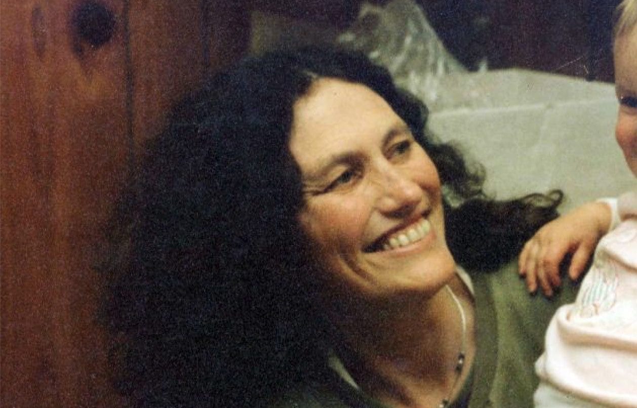 Mamma e bimba uccise a martellate vicino casa in Uk, dopo 30 anni riaperta indagine con l’ombra di un serial killer