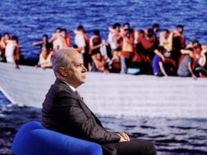 Rimpatri, i dati Eurostat smentiscono Piantedosi: nel 2025 i numeri sono più bassi di quelli annunciati