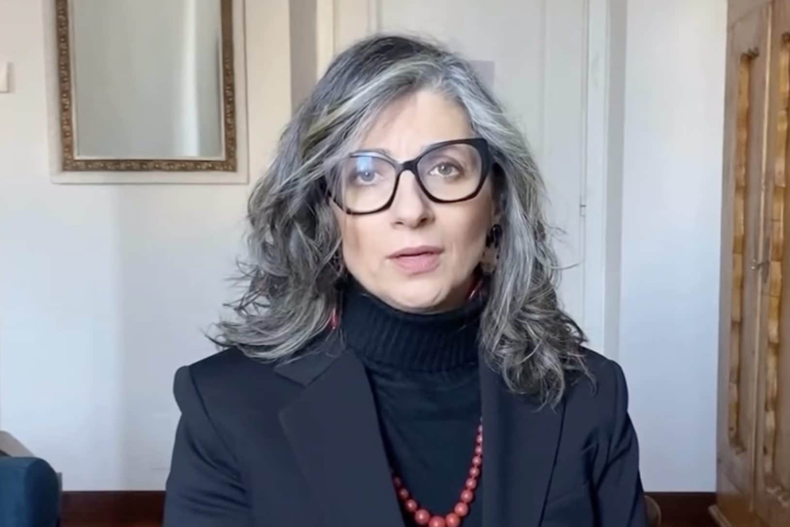 Perché la Francia chiede le dimissioni di Francesca Albanese: cosa ha detto su Israele