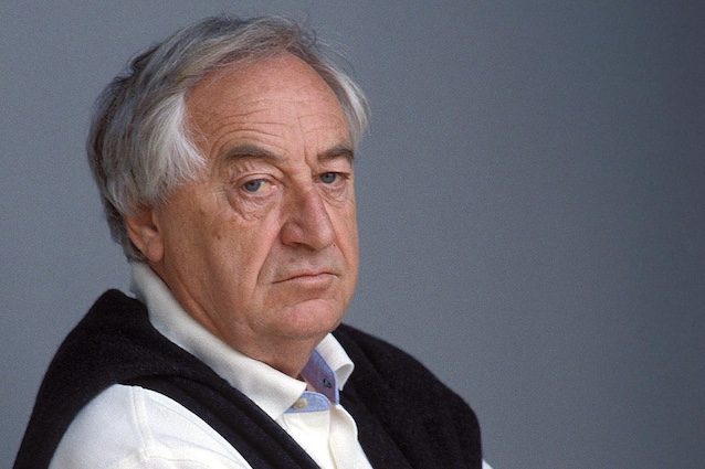 Cees Nooteboom è morto a 92 anni: addio allo scrittore olandese di Rituali e Pioggia rossa