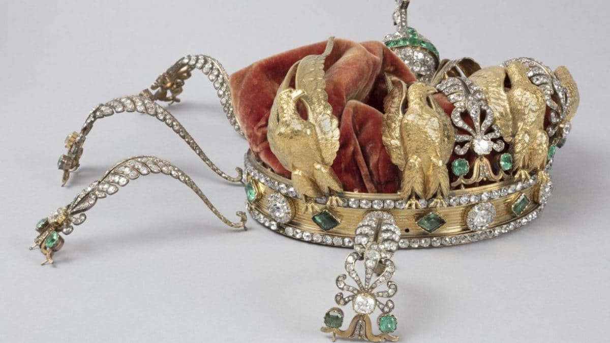 La corona dell’imperatrice Eugenia (Foro Musée du Louvre/Thomas Clot)