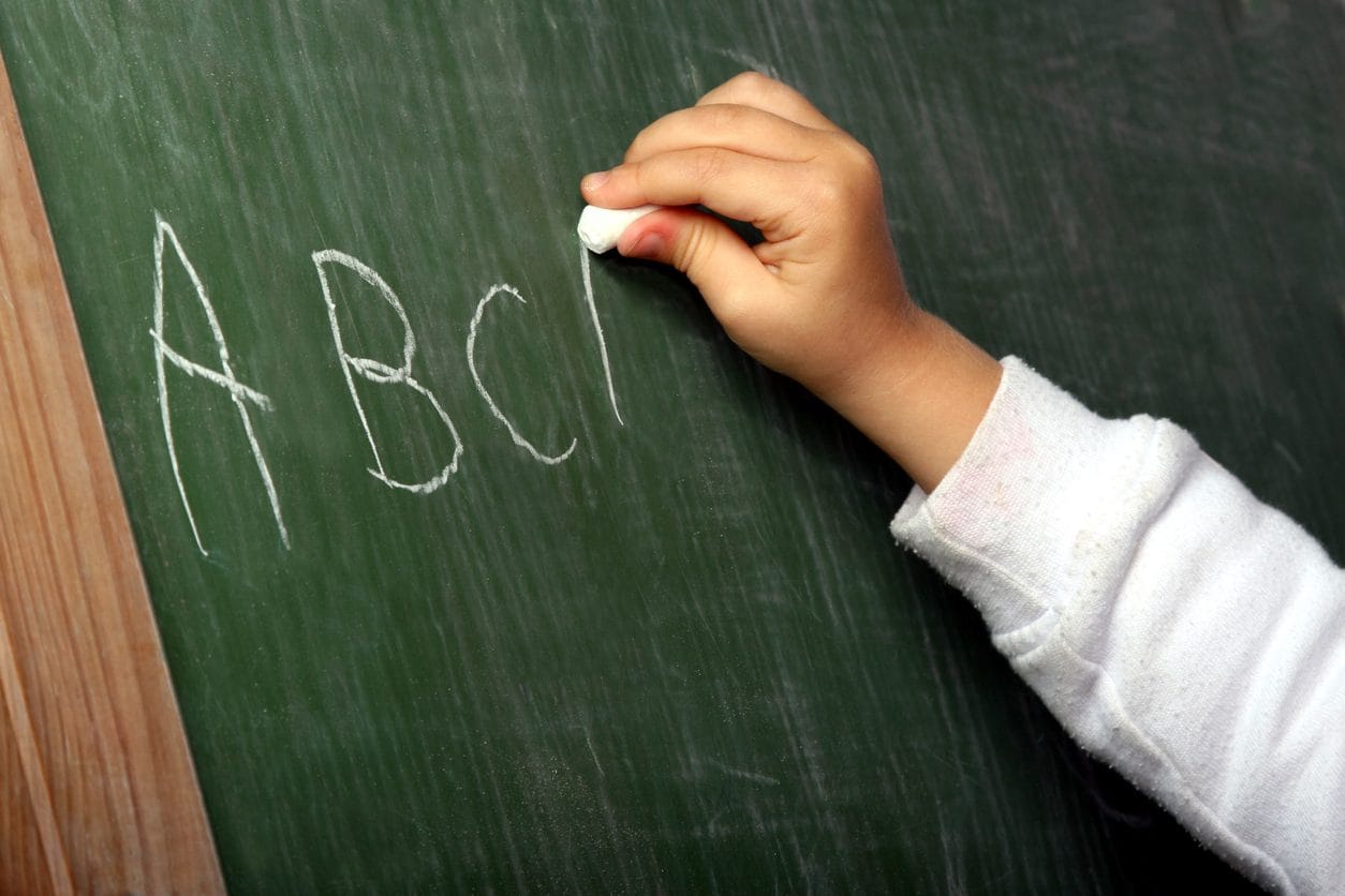 Dimensionamento scolastico, allarme delle Regioni sui tagli previsti: i casi Umbria e Campania a confronto