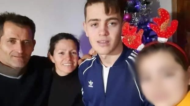 Genitori e figli sterminati dal monossido di carbonio: chi erano le vittime e cosa è successo a Porcari