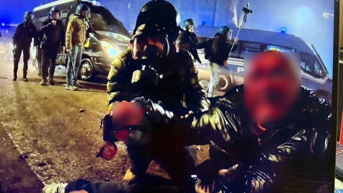 L’anziano ferito ieri a Torino. Foto di Mattia Bidoli