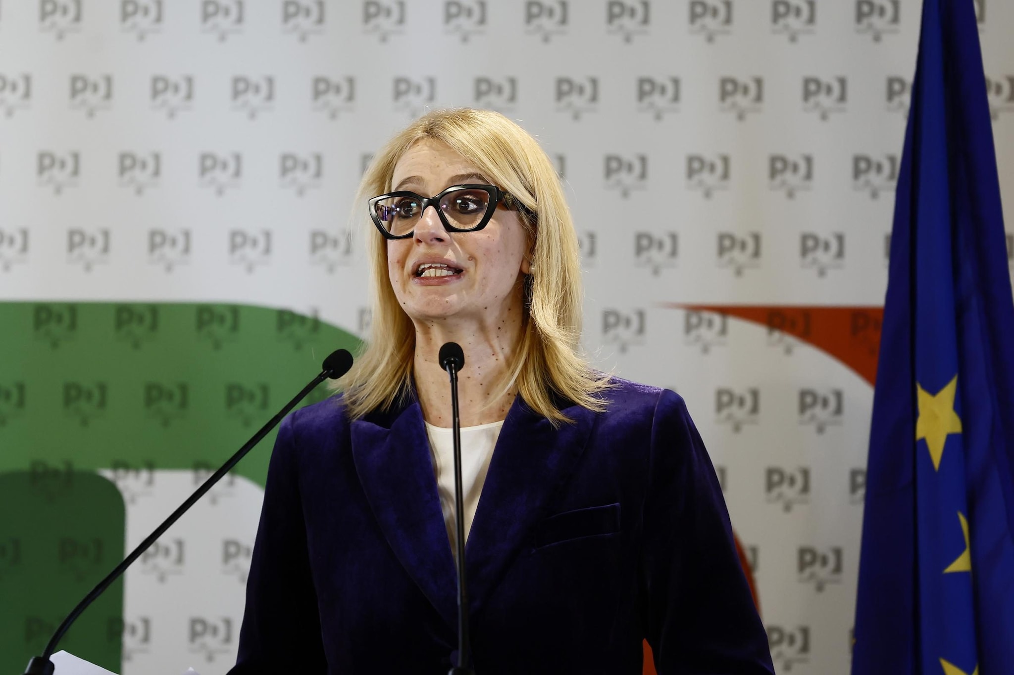 Scuola, Irene Manzi (Pd): "Sicurezza per decreto non funziona, rischia di aumentare il disagio degli studenti"