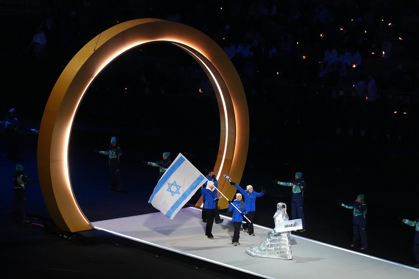 La cerimonia inaugurale di Milano-Cortina è stata la celebrazione dell’ipocrisia e del caos