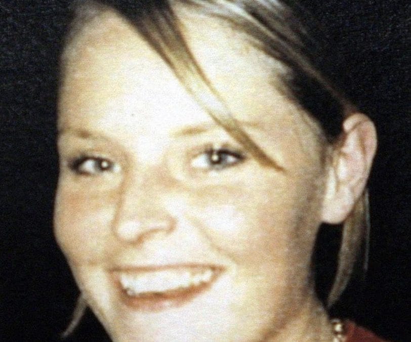 Scompare nel nulla dopo una festa, dopo 20 anni arrestate due persone per l'omicidio di Lisa: corpo mai trovato