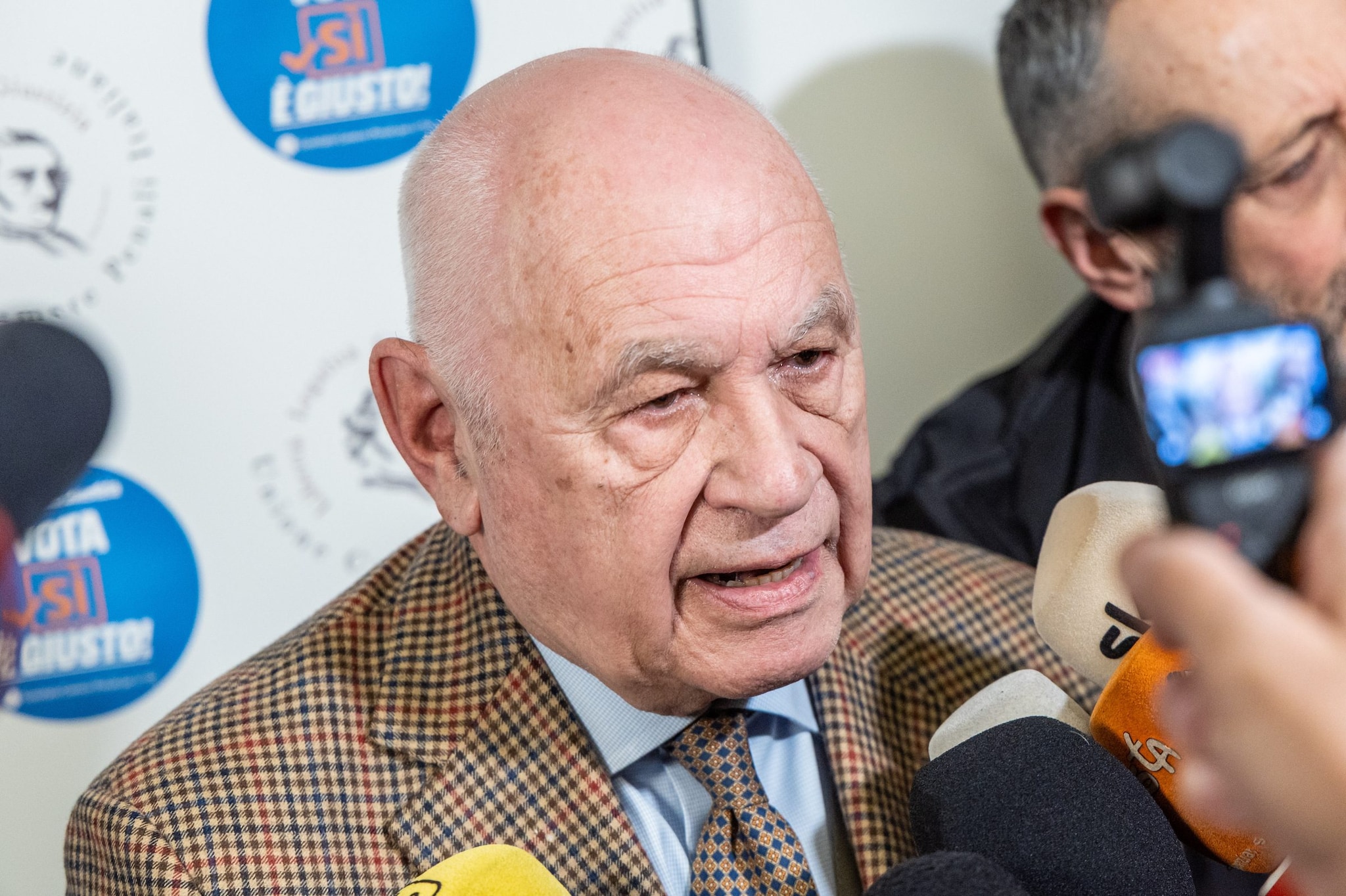 Referendum sulla Giustizia, nei sondaggi i Sì sopra il 50%, ma cresce la fetta di indecisi e sale l'affluenza