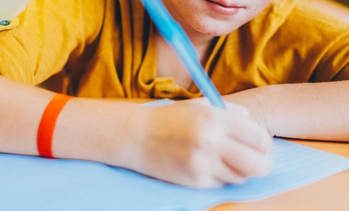 Tre fratelli ottengono il cambio di cognome: "Per loro era imbarazzante, troppe prese in giro"