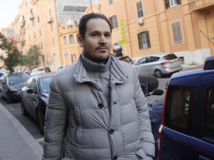 Garlasco, il consulente di Sempio: “Il Dna sulle unghie di Chiara Poggi? Penso anche all’asciugamano”