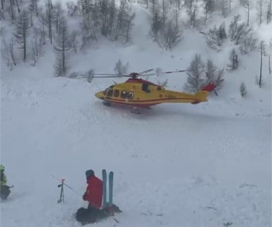 Valanga fuoripista sopra Courmayeur, due morti e un ferito grave: concluse le operazioni di soccorso