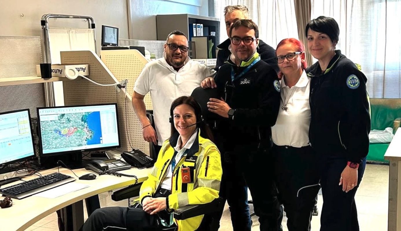 “Mamma è svenuta”, bimbo di 4 anni guida gli operatori del 118 al telefono: salvati da fuga di monossido a Rovigo