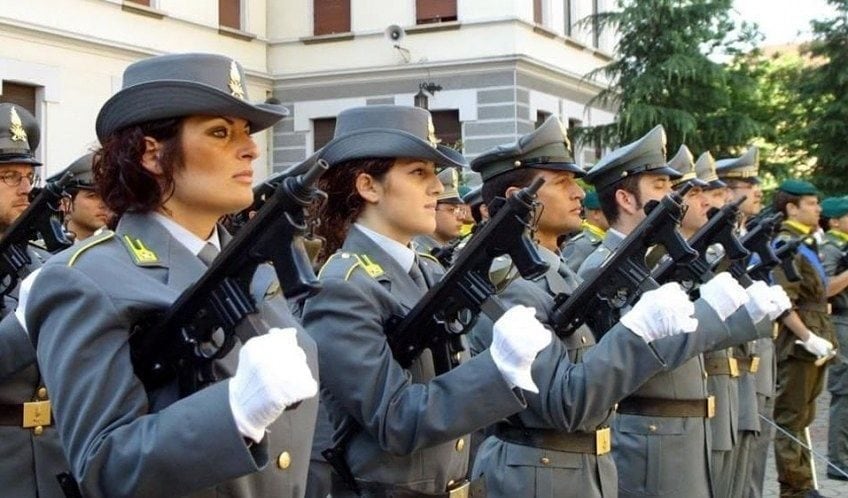 Concorso Guardia di Finanza per titoli ed esami per l’ammissione di 983 allievi marescialli: requisiti e come fare domanda