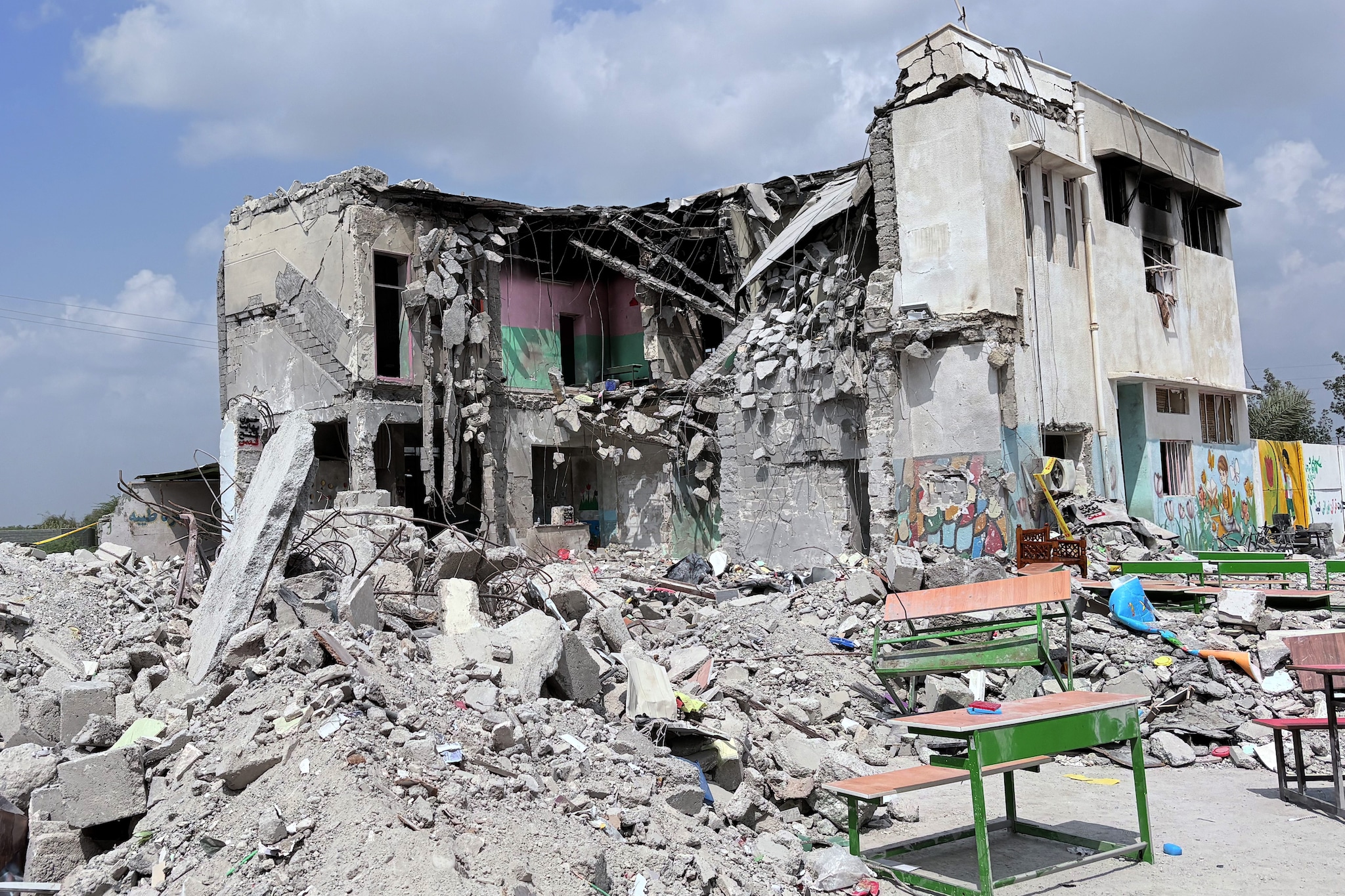 A quanto pare, sono stati gli americani a bombardare la scuola in Iran dove sono morte oltre 150 bambine