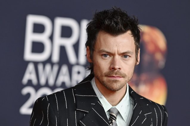 Testo, traduzione e significato di American Girls, Harry Styles cambia idea sulle relazioni e riflette su amori futuri