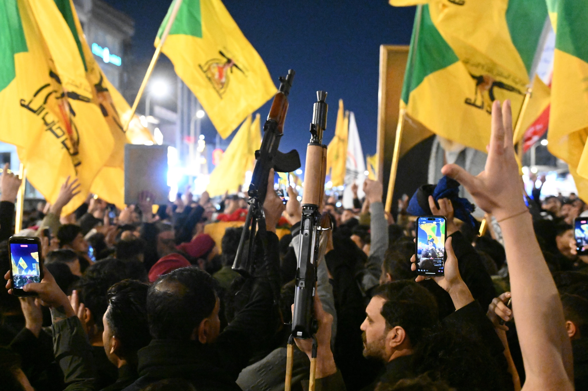 Il nuovo obiettivo di Israele è il Libano: Hezbollah rischia di scomparire con la guerra in Iran