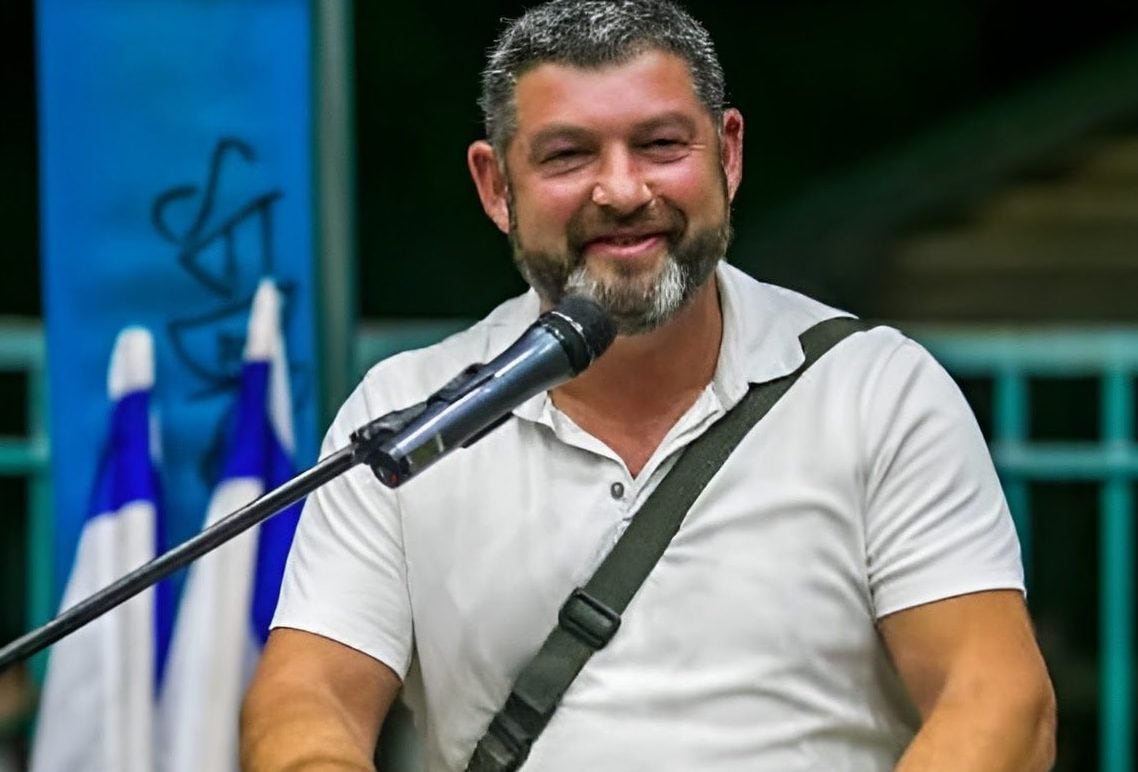 Ex generale israeliano atteso in vacanza in Italia, l'appello: "È un criminale di guerra, no a un nuovo caso Almasri"