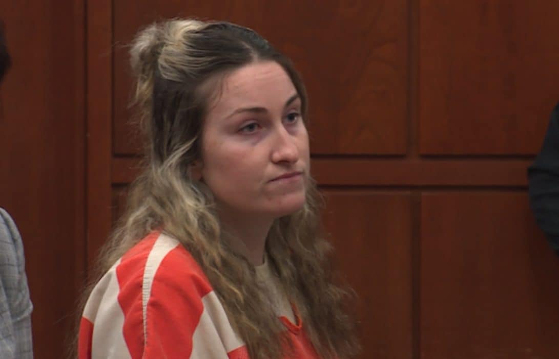 Usa, scopre che l’ex marito e il nuovo fidanzato sono amici e si frequentano, va alla festa e spara ma ferisce terzo uomo