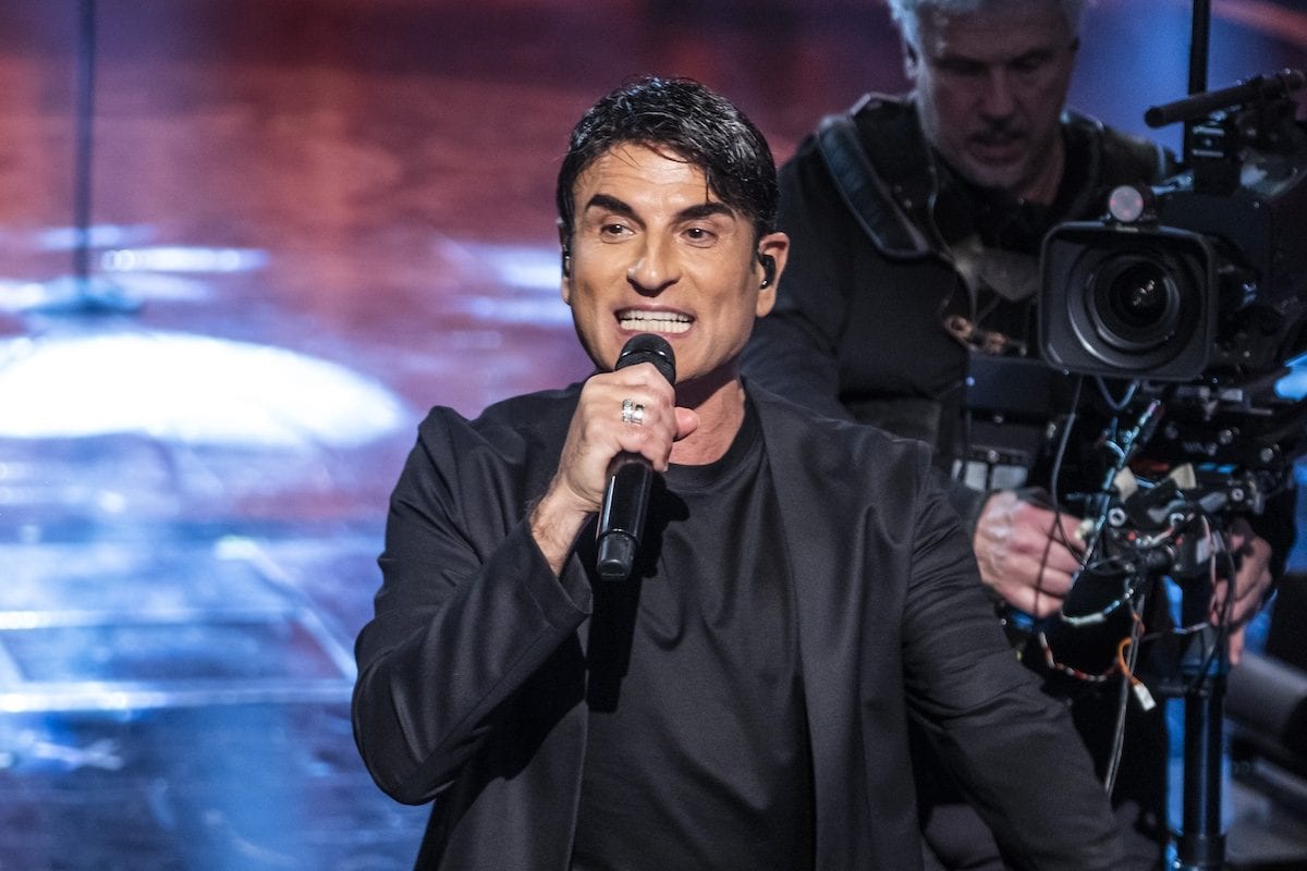 Anche “Per sempre sì” di Sal Da Vinci è disco d’oro: centomila copie a un mese da Sanremo 2026