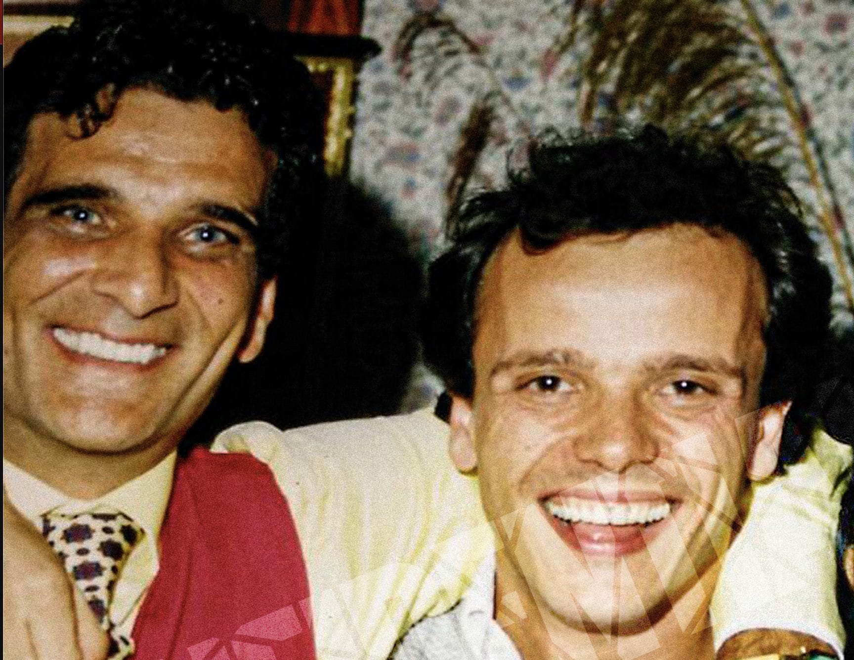 Le foto di Gigi D’Alessio con l’ex re della camorra Luigi Giuliano