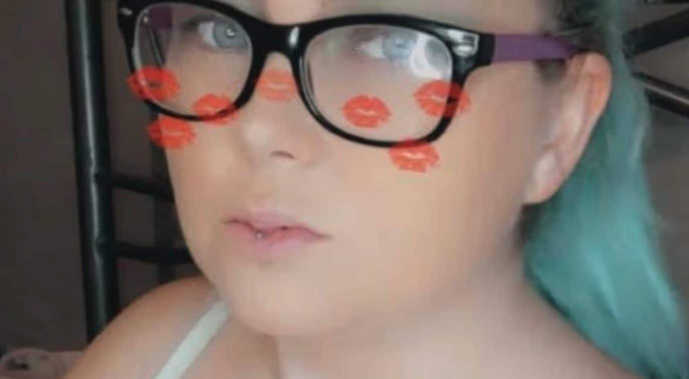 Fingeva violenze sessuali e faceva arrestare uomini innocenti, almeno 19 vittime: “Non mi scoprono mai”