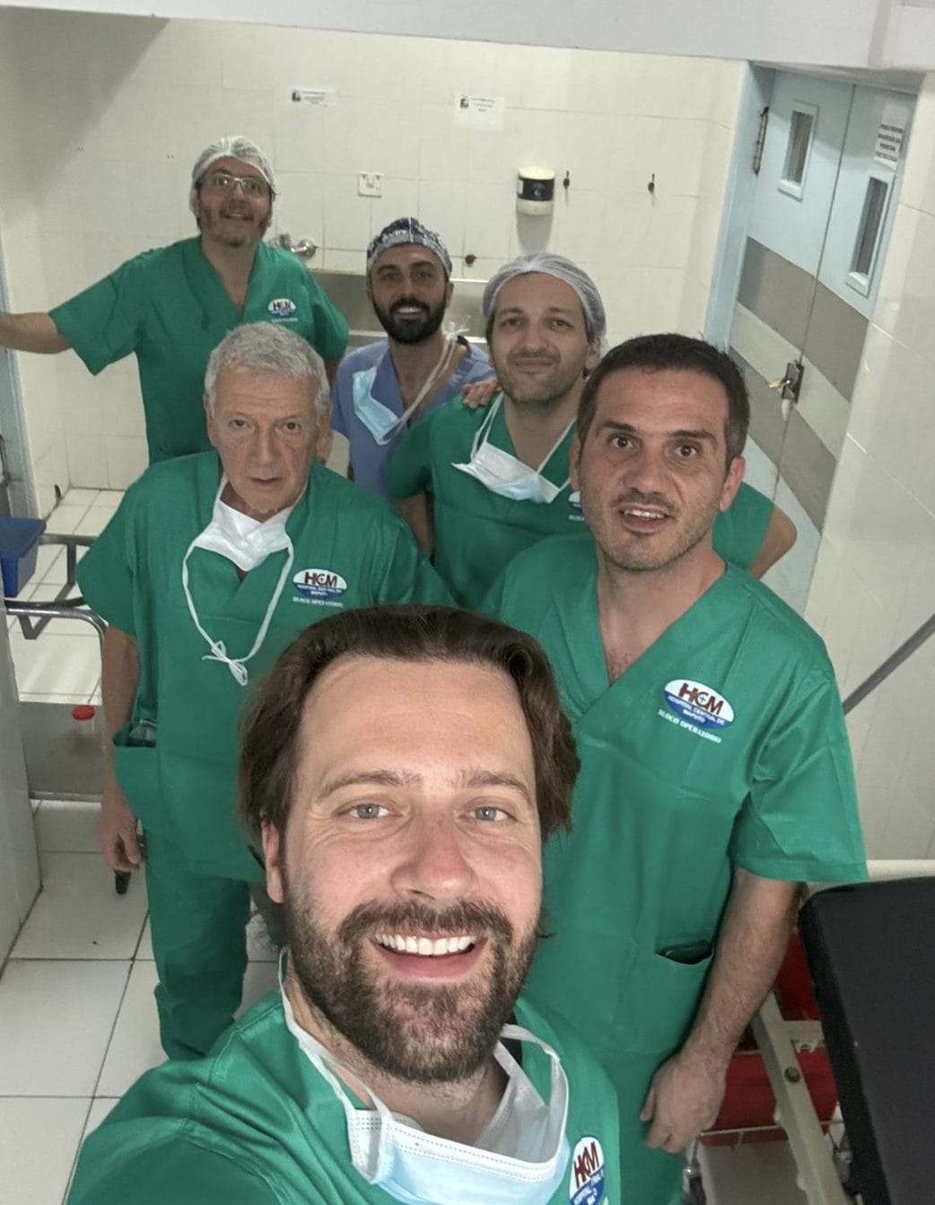 Il gruppo di medici italiani rimasti bloccati a Maputo, in Mozambico, dopo l’attacco di Usa e Israele all’Iran (due di loro sono riusciti a ripartire).