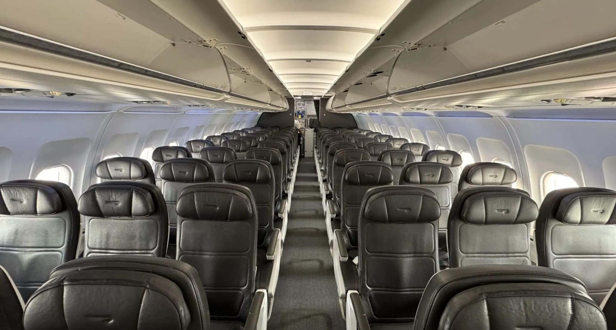 Donna muore su volo per Londra e la salma resta 13 ore sull’aereo: ma il pilota ha solo seguito le regole