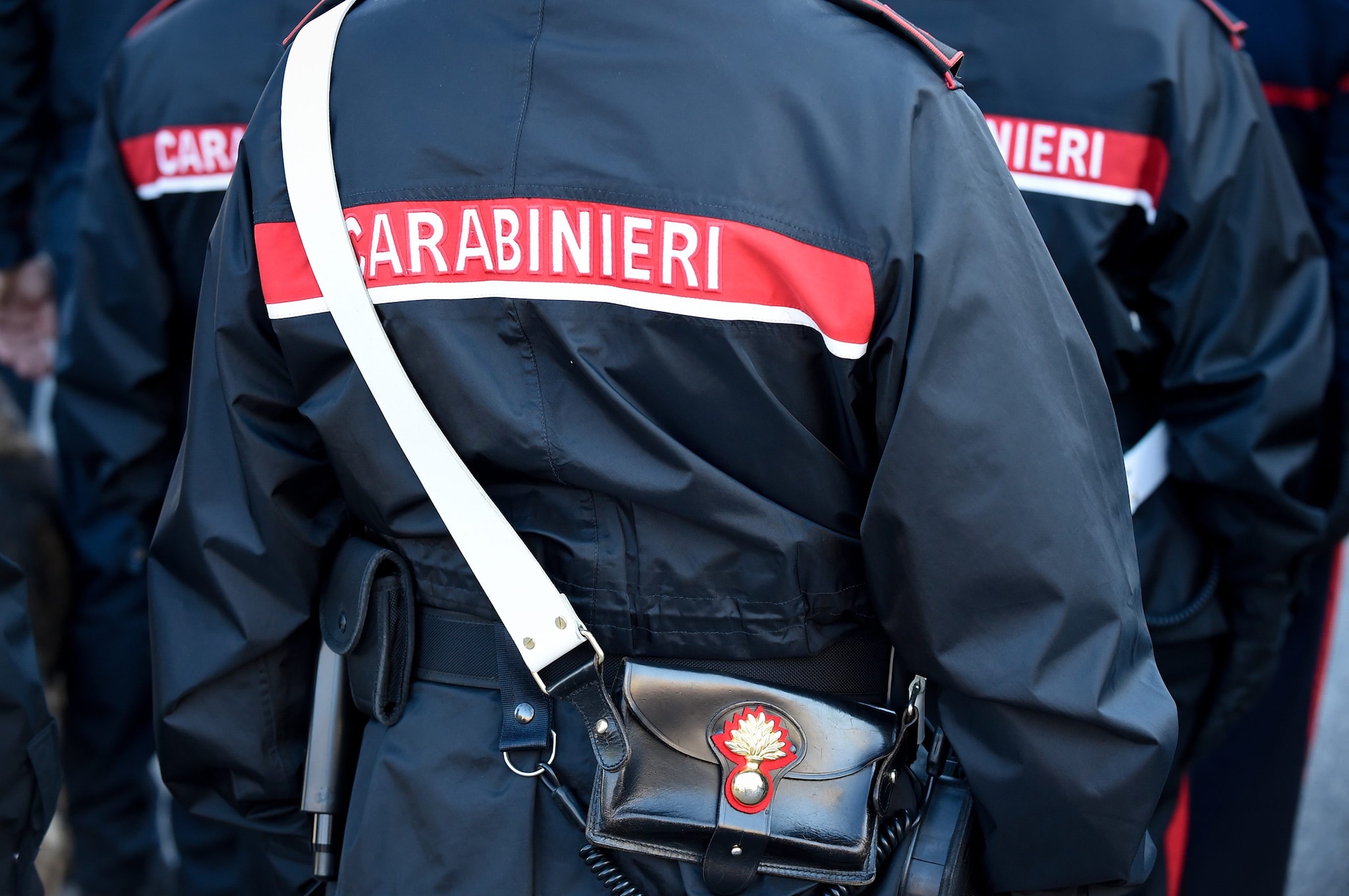 Annuncia il suicidio a Misilmeri, i carabinieri lo tengono 50 minuti al telefono e lo salvano