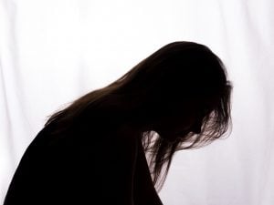 Progettava strage a scuola, la mamma del 17enne arrestato: “È anche colpa mia, dovevo controllarlo sui social”