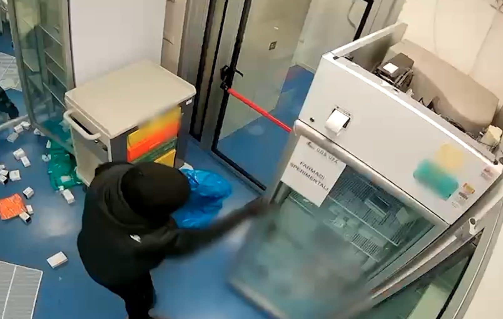 Smantellata banda dei maxi furti di farmaci oncologici: “Centinaia di persone rimaste senza farmaci salvavita”