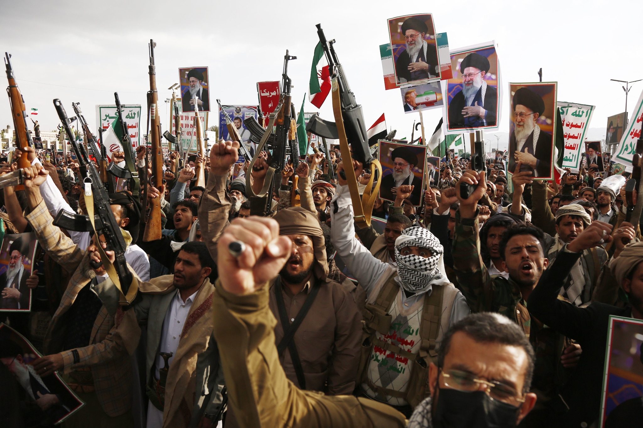 "L'Iran combatte per sopravvivere, potrebbe ricorrere al terrorismo internazionale": l'analisi dell'esperto