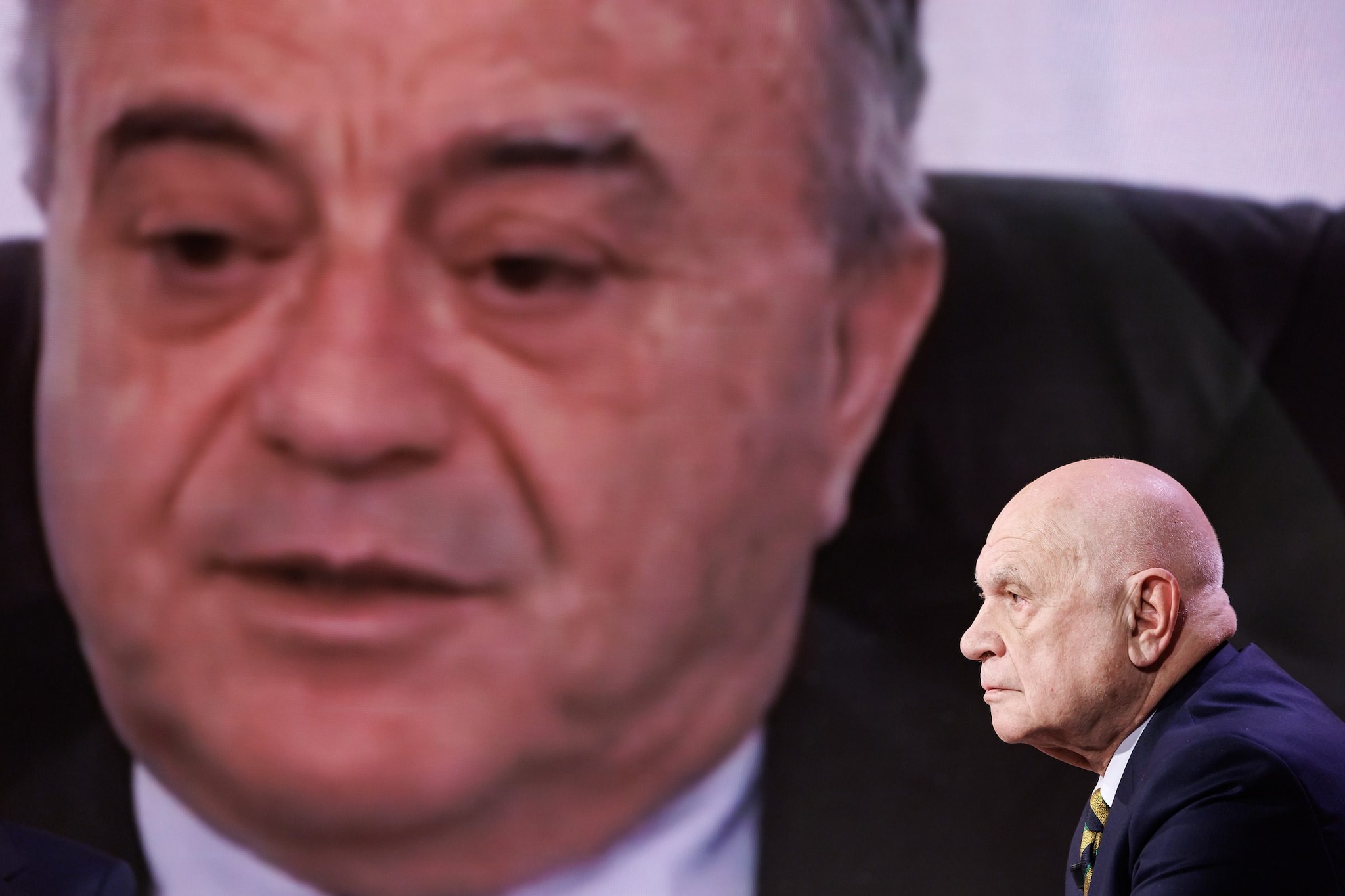 Forza Italia vuole punire i magistrati che dicono la loro in tv: sanzioni disciplinari se non sono imparziali