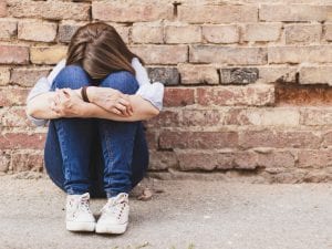 Salvata da violenza dopo la discoteca a Torino, aggressore individuato dopo 5 mesi: tradito dalla borsa rubata