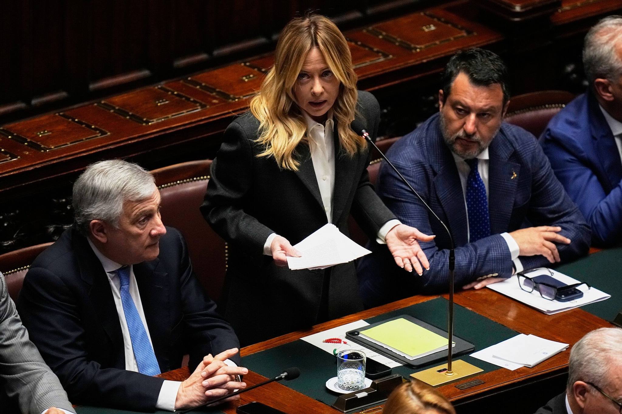 Tutto quello che Giorgia Meloni non ha detto nel suo discorso alle Camere dopo la sconfitta al referendum