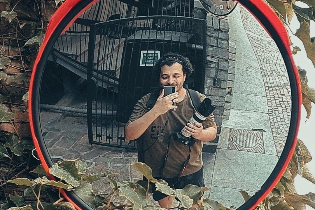 Lavorava come rider ma sognava di fare il fotografo: chi era Adnan Salah Elsayed, trovato morto a Torino