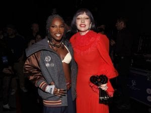 Testo, traduzione e significato di Runway, Lady Gaga e Doechii raccontano “Il diavolo veste Prada 2”